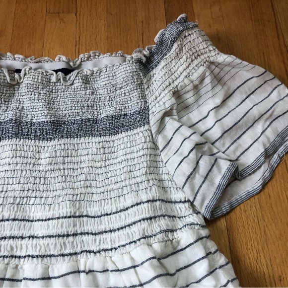 Francesca’s Off Shoulder Top - Picture 3 of 6